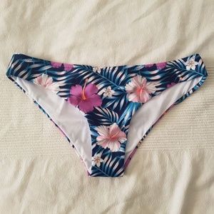 NWOT - Floral Bikini Bottom (Medium) - Navy Purple Ivory